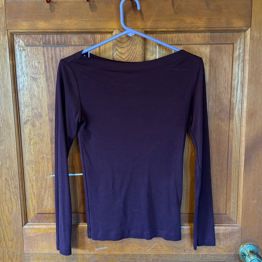 Gap burgundy wide necked long sleeve. Size medium